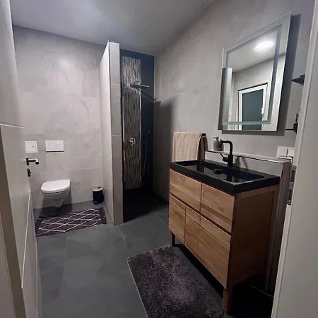 Cozy Living With A View Near Wuerzburg 아파트